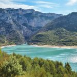 Découvrez les hébergements de luxe dans le Jura avec spa, sauna et terrasse !